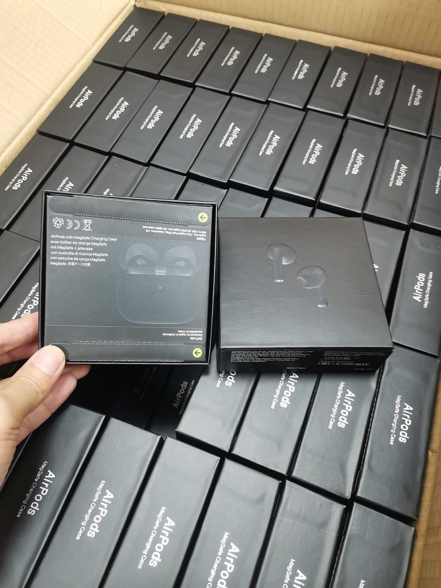 Black airpods 3 Pallet